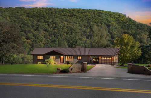 Bear Paw Cottage- 12 mins to Seneca Rocks cottage - Foto 1