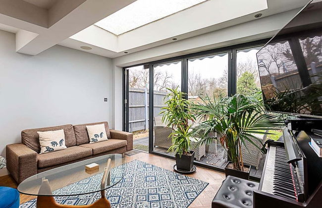 Modern and Spacious Colliers Wood Home - Foto 15