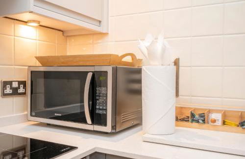 Bright Spacious Modern 5th flr City Oasis-Sleeps 6 - Pass the Keys - Foto 11