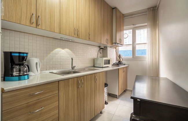 Charming 3-bedroom Apartment in the Heart of Kadıköy - Photo 35