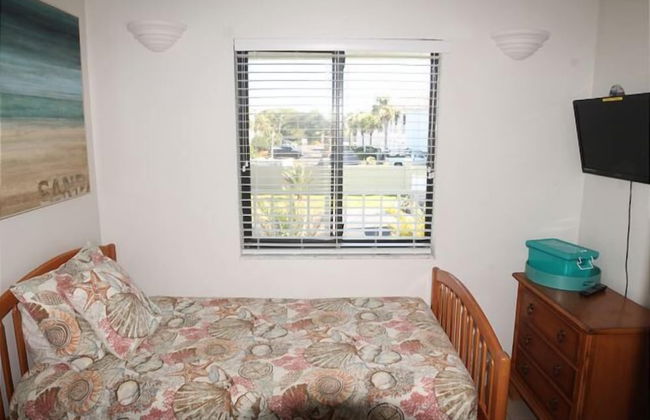 Colony Reef 15C - Photo 8