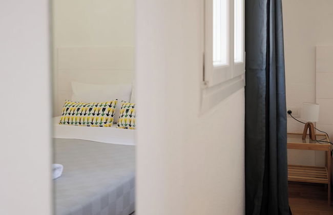 Coastal Bliss Apartments - Photo 6