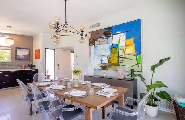 Lux Desert Retreat 4BR Pool Spa Stunning Views - Photo 18