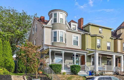 The Ultimate Fan's Retreat 5BR near all the Action - Foto 19