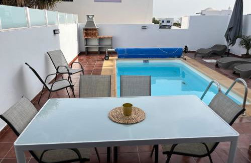 HOUSE WHITE BEACH - Photo 1