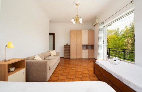 3BD Apt in The Center of Eretria - Photo 12