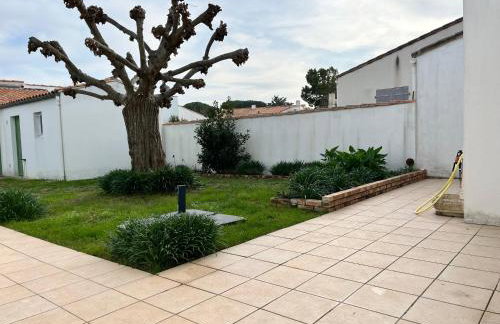 Havre de paix proche mer et village- Jardin et parking - Foto 6