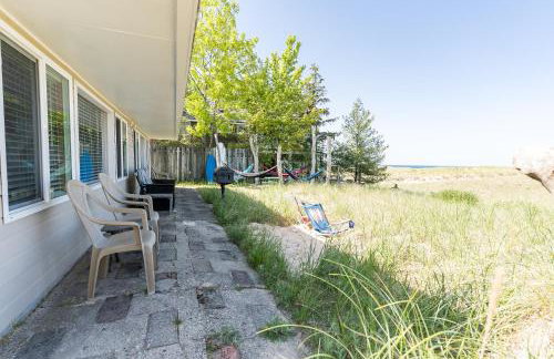 Serenity Beach, just steps from the beautiful shores of Lake Michigan - Foto 33