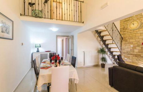 3 Bedroom Beautiful Home In Frkeci - Photo 13