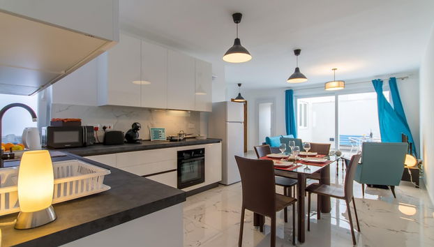 Sunny Penthouse Modern 2 bdr - Sliema - Foto 4, Habitación