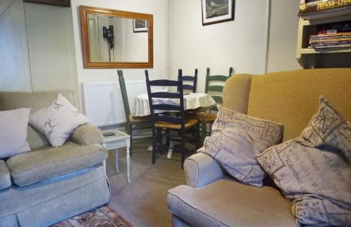 Ty Hen - Quirky Grade II Listed Cottage - Foto 6