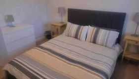 Spacious self contained flat in superb location - Photo 3