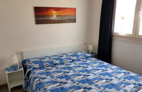 Terrace, air conditioning and private parking - Foto 13