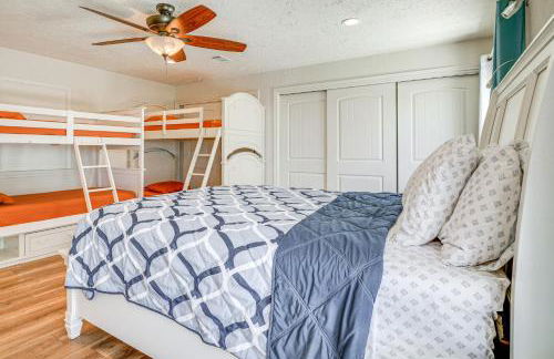 Modern Lake Conroe House with Lakefront Park and Deck! - Photo 21