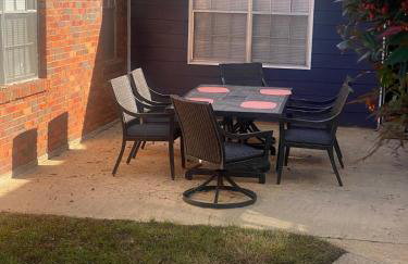 Sweet Home Alabama 4BR 2BA oasis with pool WI-FI - Foto 27