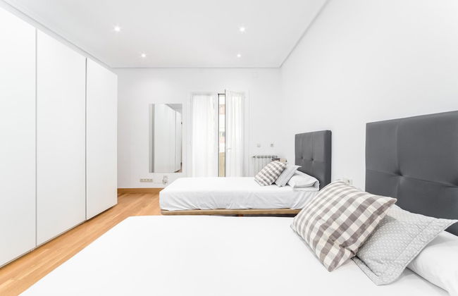 Always Easy | Urbieta - Photo 2