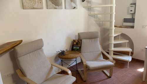 In piazza Casale Marittimo - Foto 5