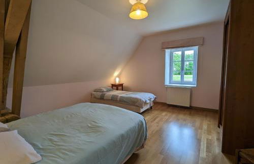 Maison de charme avec piscine couverte, vélos, barque et coin pêche, proche Châteauroux et George Sand - FR-1-591-168 - Foto 31