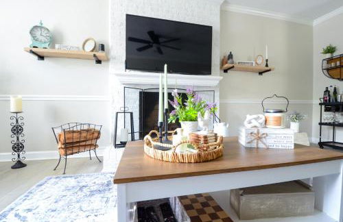 Private 1 Acre Retreat, Spa, Firepit, Gym, Chickens, King Suite, Pets - Foto 11