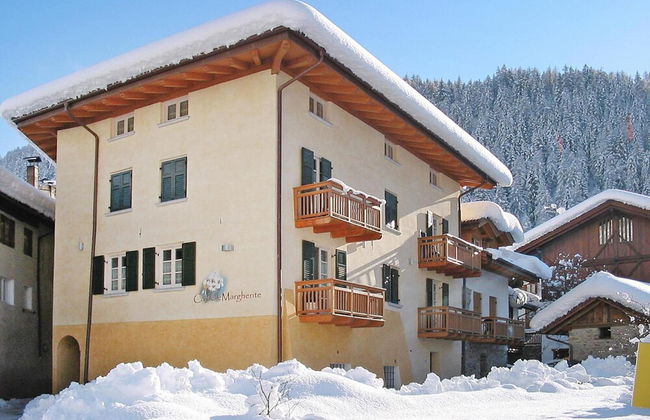 Apartment in Pellizzano With Paid Sauna - Photo 15