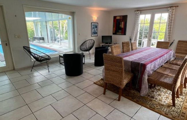 Pleasant Holiday Home With Garden - Foto 26