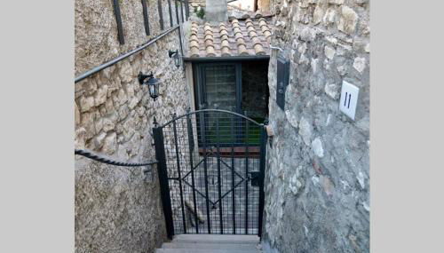 "Le pietre silenti" antica dimora del 1300' - Foto 4