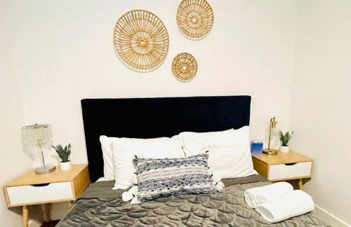 Remodeled Excellent Neighborhood - Foto 8