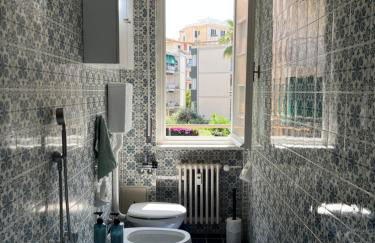 affascinante bilocale con piscina - Photo 25