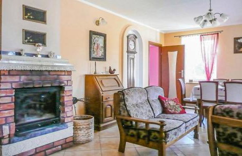 Nice Home In Pl-76-113 Postomino - Foto 5