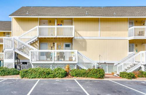 Walk to Beach Resort Retreat with Balcony in Destin - Foto 18