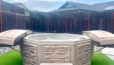 Game Night Meets Wine Country Elegance - Foto 3