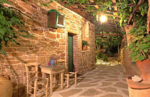 Venetis Luxury Apartments - Photo 32