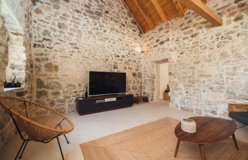 Maison Laurel - Beautiful Stone Estate With Private Pool, Near Split and Omiš - Foto 31