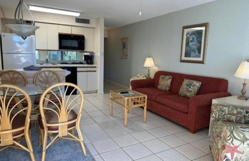 Treasure Island Beach Club 727-360-7096 - Foto 15