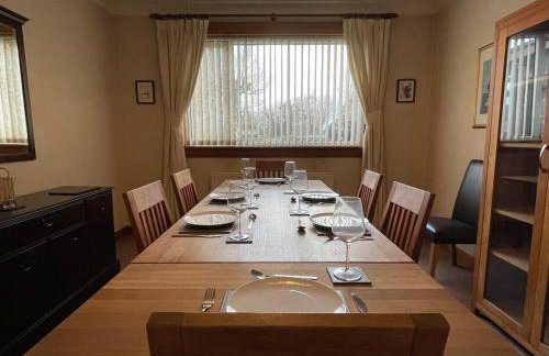 1930s 3Bed House in Quiet Village w/ Large Garden - Foto 9