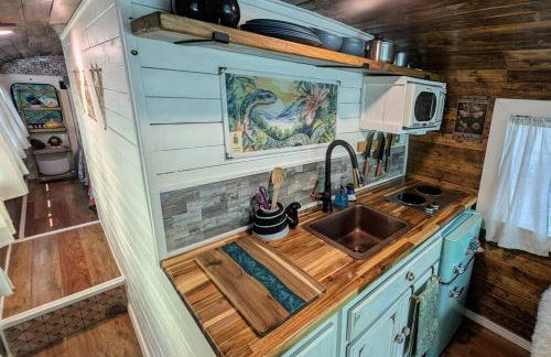 Cozy AF Medusa the Bus-Lux - Foto 11