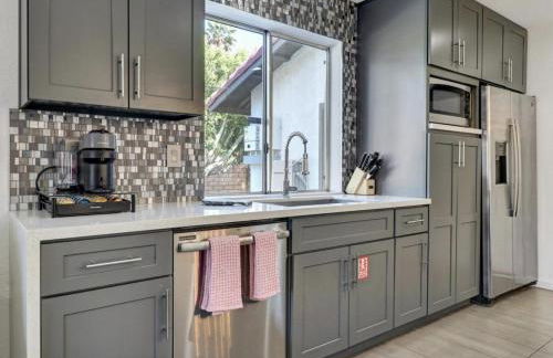 Dive into Desert Wonderland Pool, Spa, Fire Pit - Foto 8