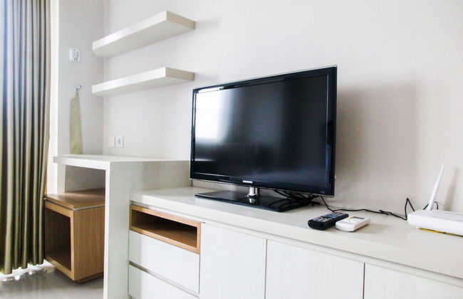 Best Price Studio The Oasis Apartment - Foto 13