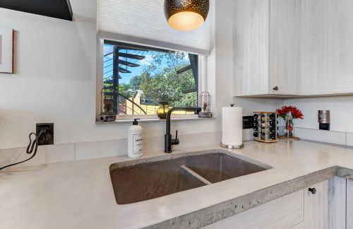 A-Frame Wonders Hot Tub w Mountain Views - Foto 17