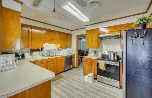 Family Home with Yard - 5 Mi to Jackson State Campus - Foto 5