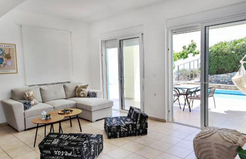 Villa Lawton - Magnificent sea & mountain views! - Photo 9