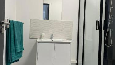 Les Chalets du Mancel - Chalet Victor - 500 m Bouleries Jump , 10 min du circuit des 24h - Foto 2