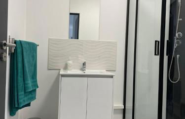 Les Chalets du Mancel - Chalet Victor - 500 m Bouleries Jump , 10 min du circuit des 24h - Foto 2