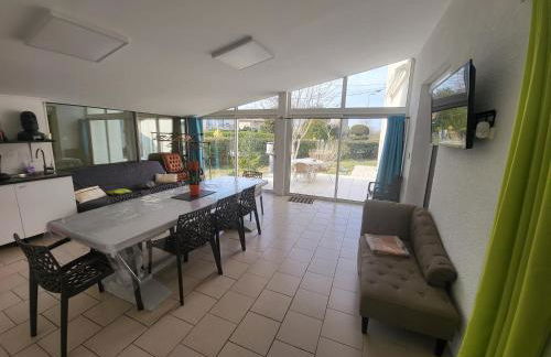 Gîtes pour groupe climatisé, parking, jardin proche Toulouse, Airbus, MEETT et aéroport - Foto 17