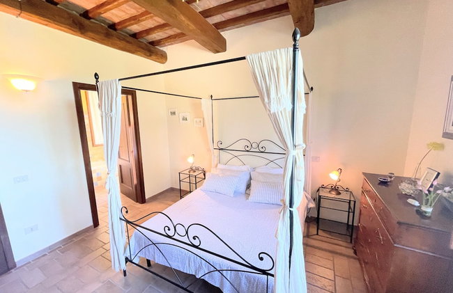 Detached Villa - Sleeps 10 - Pool - Pergola - Playground for Children - Wifi - Foto 29
