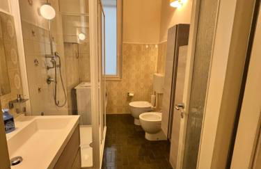 Rossella Apartment - 5 terre near the central station - Photo 8