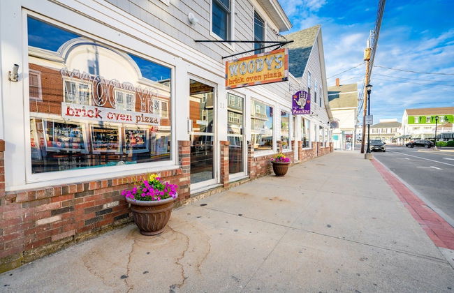 Just Beachy Charming Studio! - Photo 28