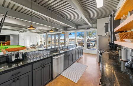 Beachfront Villa New Listing Intro Pricing - Foto 43