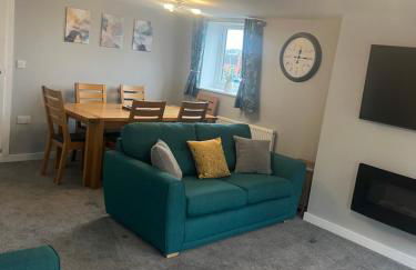 3 bed flat 10 mins to Alton Towers Sleeps 6-8 people - Foto 52