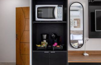 Studio completo com ar, garagem e varanda espaçosa - Ideal para 3 pessoas - Foto 21